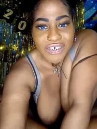 AmazonianMistress stripchat stream image