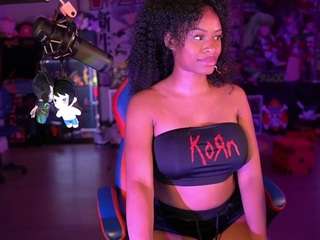 lovenzia camsoda stream image