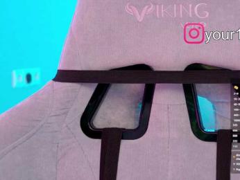 VikkiExtraCheese bongacams stream image