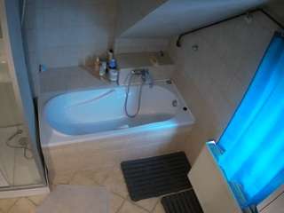 voyeurcam-julmodels-bath-2nd-1 camsoda stream image, 15.01.2026 21:10
