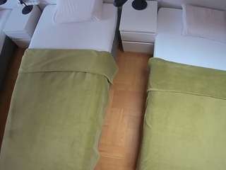 voyeurcam-julmodels-bed-5 camsoda stream image, 14.01.2026 15:30