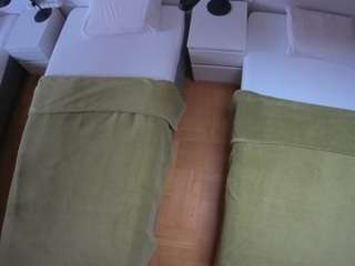 voyeurcam-julmodels-bed-5 camsoda stream image, 14.01.2026 15:30