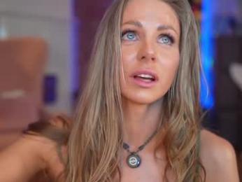 eva_fashionista chaturbate stream image