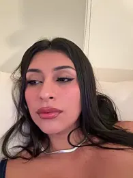 sweetAli_ stripchat stream image