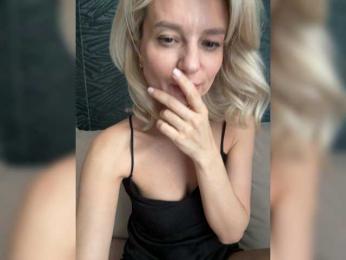 -Molly- bongacams stream image