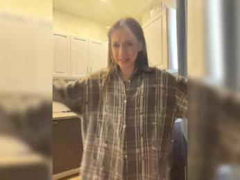 CurvyWoman- bongacams stream image