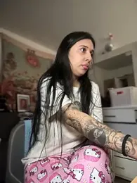 kiaraglam2 stripchat stream image