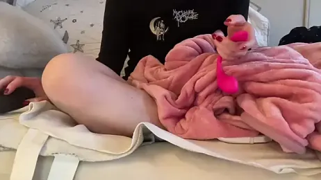 18yoteenvirgin stripchat stream image