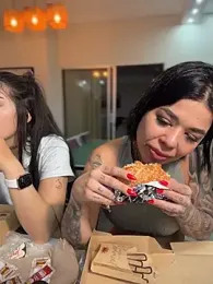 Sarasanders_4 stripchat stream image