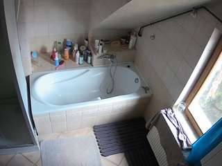 voyeurcam-julmodels-bath-2nd-1 camsoda stream image, 26.02.2026 18:50