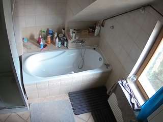voyeurcam-julmodels-bath-2nd-1 camsoda stream image, 26.02.2026 18:50