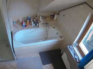 voyeurcam-julmodels-bath-2nd-1 camsoda stream image, 26.02.2026 18:50