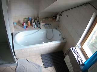 voyeurcam-julmodels-bath-2nd-1 camsoda stream image, 26.02.2026 18:50
