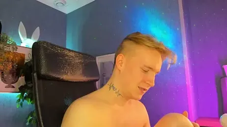 AlexxSweet stripchat stream image