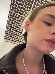 Street_young stripchat stream image, 18.03.2026 12:00