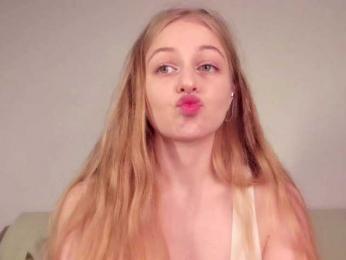 MiaMeowa bongacams stream image, 18.03.2026 15:50
