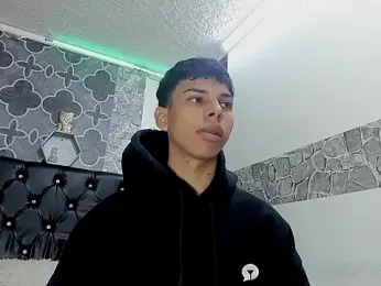 sexyboys_cutex18 stripchat stream image, 18.03.2026 23:20