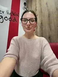 The_Snowwhitee stripchat stream image