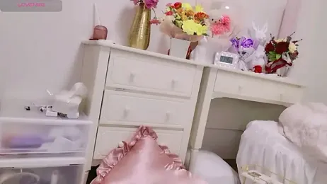 maii- stripchat stream image