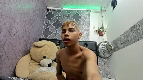 sexyboys_cutex18 stripchat stream image, 26.03.2026 07:50