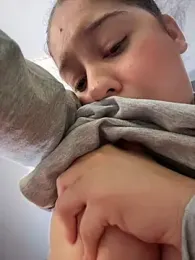 Shara_dreams stripchat stream image