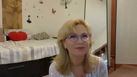 elacoquette stripchat stream image