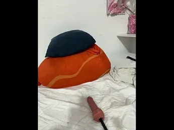 halana_squirts stripchat stream image