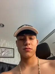 Lander_Cruz stripchat stream image, 06.04.2026 20:40