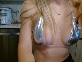 LunaBlondSexy bongacams stream image, 07.04.2026 13:10