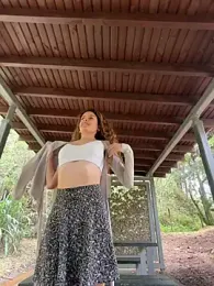 alana15 stripchat stream image