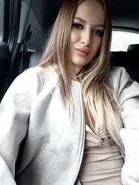 caressyourself stripchat stream image, 18.04.2026 07:50
