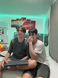 Alex_and_Fabian stripchat stream image, 21.04.2026 03:40