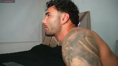 Derek_w stripchat stream image, 22.04.2026 02:40