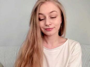 MiaMeowa bongacams stream image, 22.04.2026 08:40