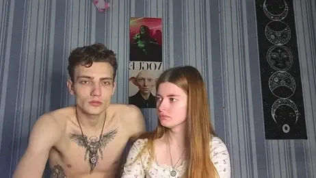 EmiliaCouple stripchat stream image, 27.04.2026 14:20