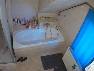 voyeurcam-julmodels-bath-2nd-1 camsoda stream image, 05.05.2026 09:00