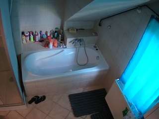voyeurcam-julmodels-bath-2nd-1 camsoda stream image, 05.05.2026 09:00