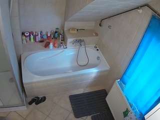 voyeurcam-julmodels-bath-2nd-1 camsoda stream image, 05.05.2026 09:00