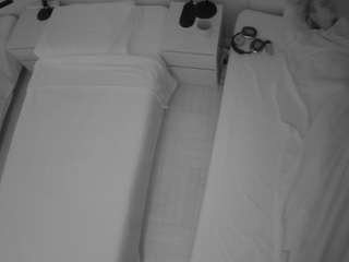 voyeurcam-julmodels-bed-5 camsoda stream image, 05.05.2026 14:10