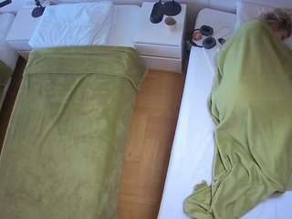 voyeurcam-julmodels-bed-5 camsoda stream image, 05.05.2026 14:10