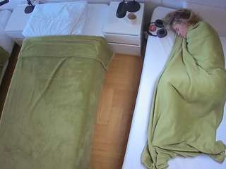 voyeurcam-julmodels-bed-5 camsoda stream image, 05.05.2026 14:10