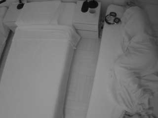 voyeurcam-julmodels-bed-5 camsoda stream image, 05.05.2026 14:10