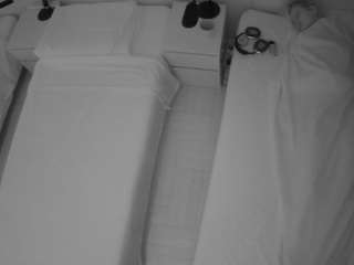 voyeurcam-julmodels-bed-5 camsoda stream image, 05.05.2026 14:10