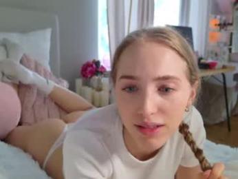 sofiaaaxoxoxo chaturbate stream image, 10.05.2026 07:20
