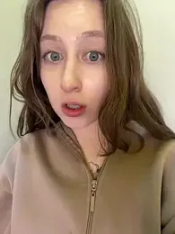 FroggyAnna stripchat stream image, 11.05.2026 18:10