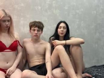 adelin_rr chaturbate stream image, 13.05.2026 22:30
