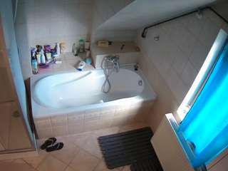 voyeurcam-julmodels-bath-2nd-1 camsoda stream image, 16.05.2026 16:10
