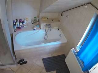 voyeurcam-julmodels-bath-2nd-1 camsoda stream image, 16.05.2026 16:10