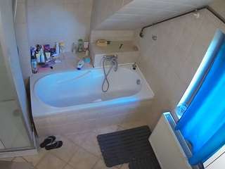 voyeurcam-julmodels-bath-2nd-1 camsoda stream image, 16.05.2026 16:10