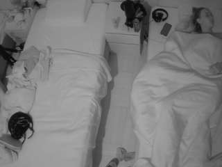 voyeurcam-julmodels-bed-5 camsoda stream image, 16.05.2026 16:10